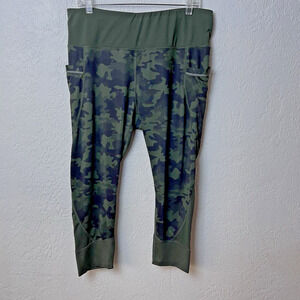 Active Life Cropped Leggings Women XXL Green Black Camo Workout Gym Yoga Pilates